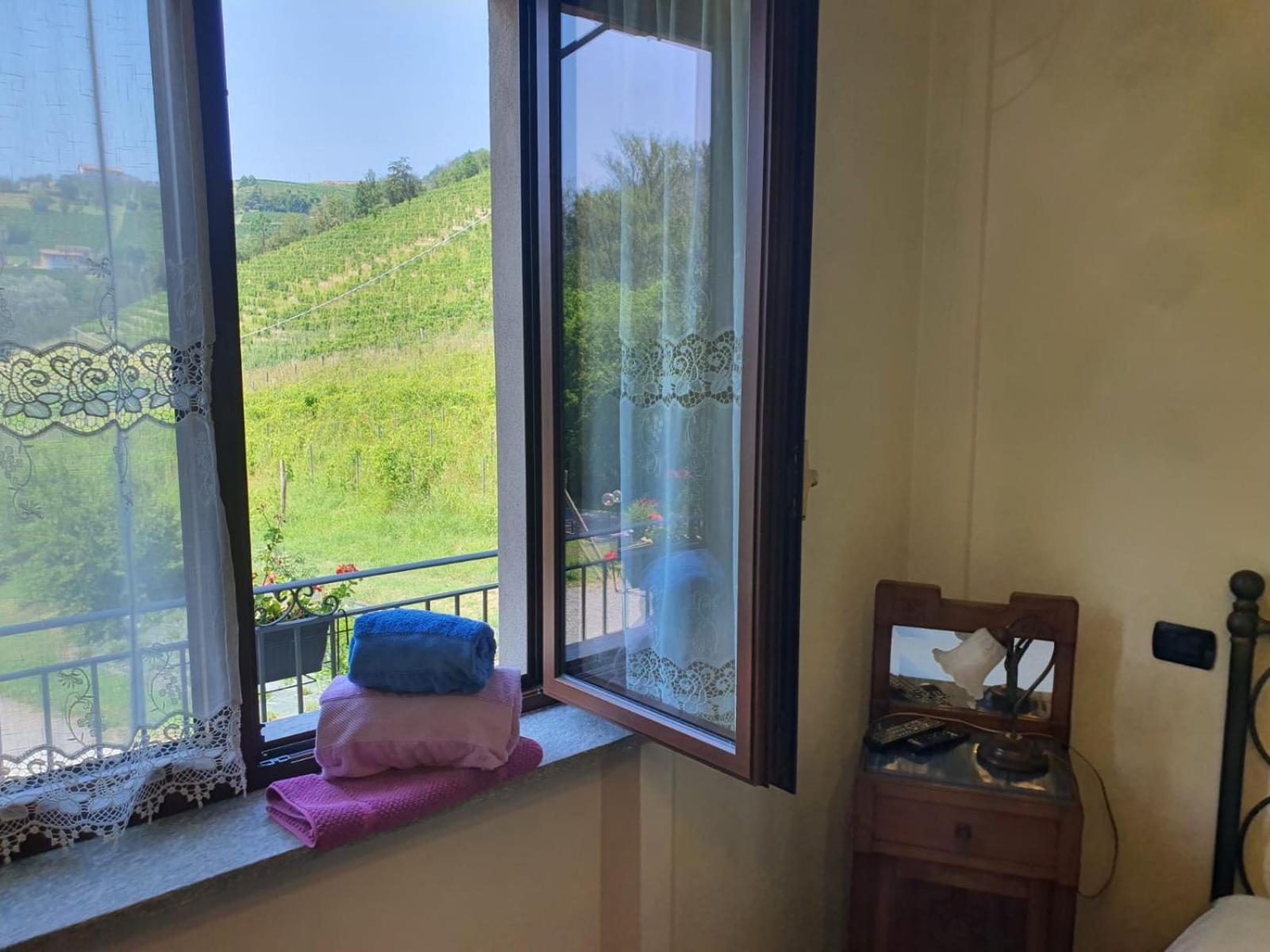 Agriturismo Cascina L'Arche Santo Stefano Belbo Eksteriør billede