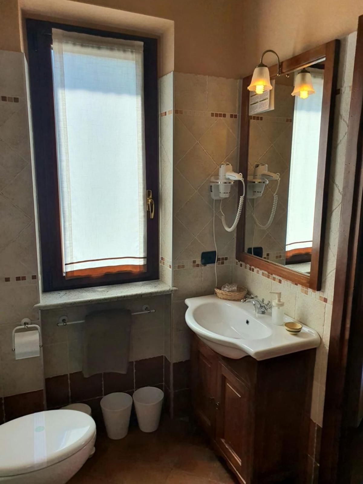 Agriturismo Cascina L'Arche Santo Stefano Belbo Eksteriør billede