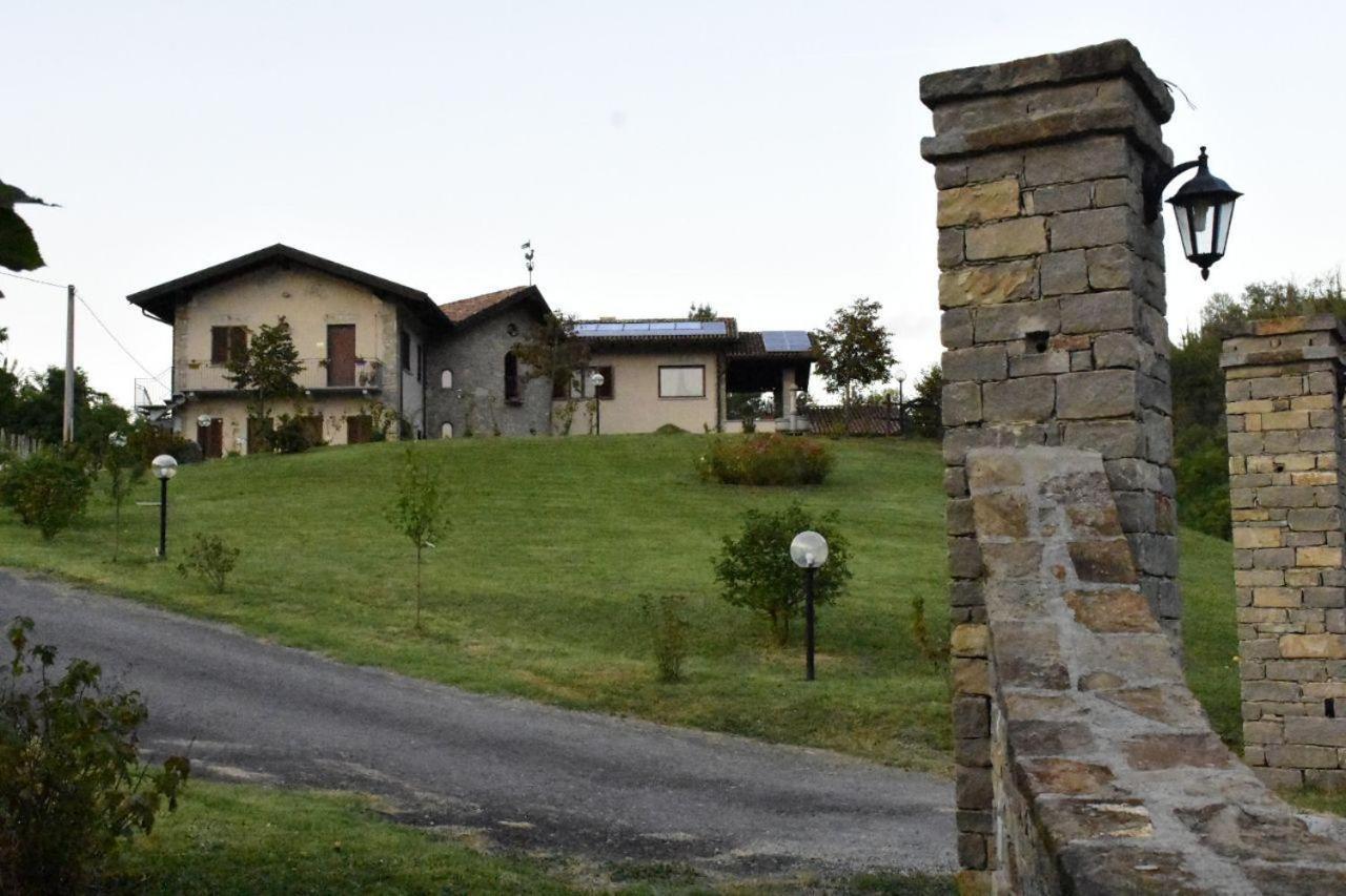 Agriturismo Cascina L'Arche Santo Stefano Belbo Eksteriør billede