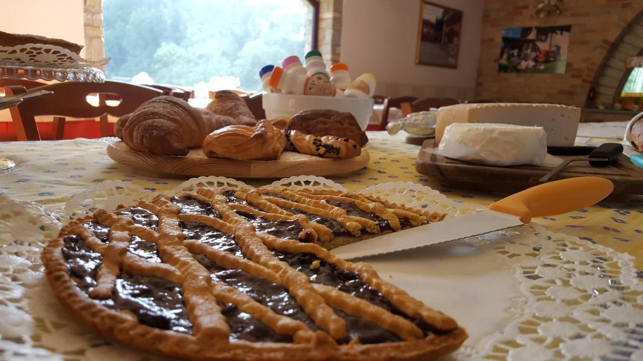 Agriturismo Cascina L'Arche Santo Stefano Belbo Eksteriør billede